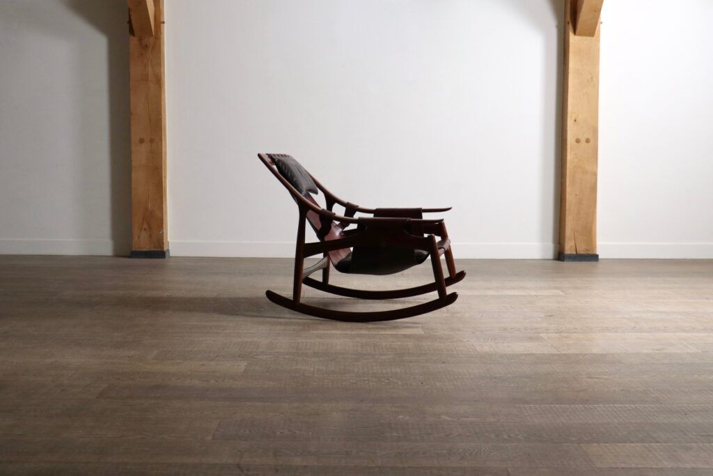 Liceu de Artes e Oficios rocking chair with ottoman, Brazil 1960s