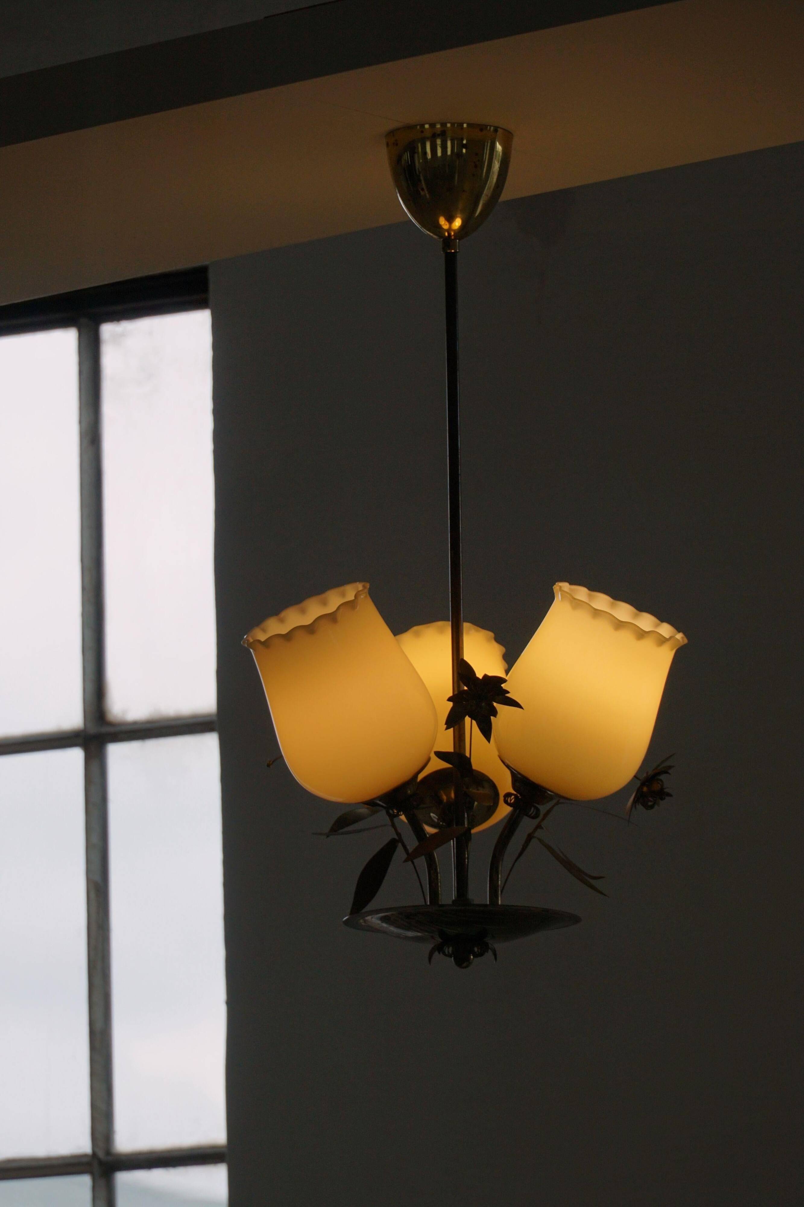 Mid-century glass and brass chandelier, model 501-3 by Stockmann, Finland, 1940s.