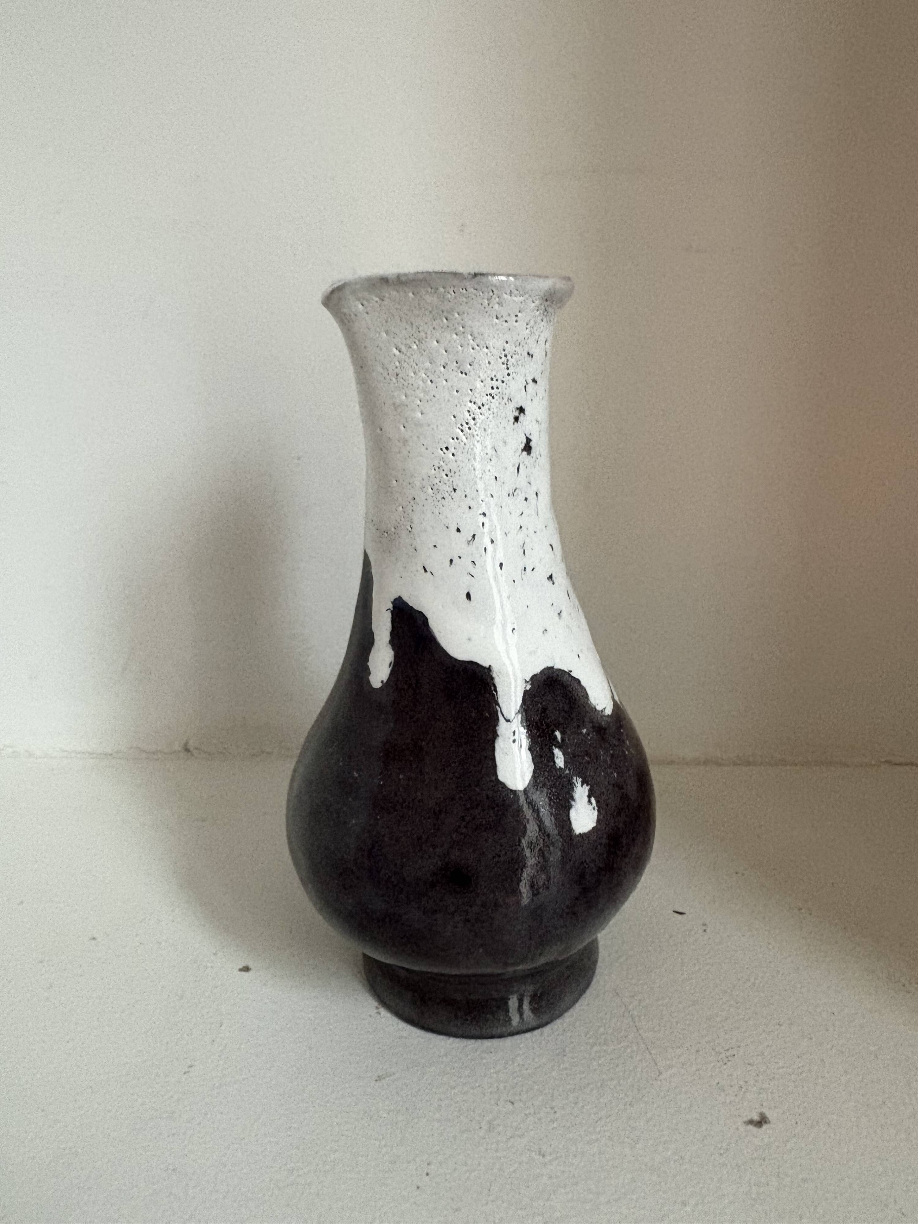 Set of 12 decorative items