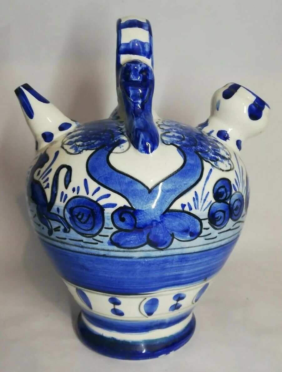 Blue gurgling