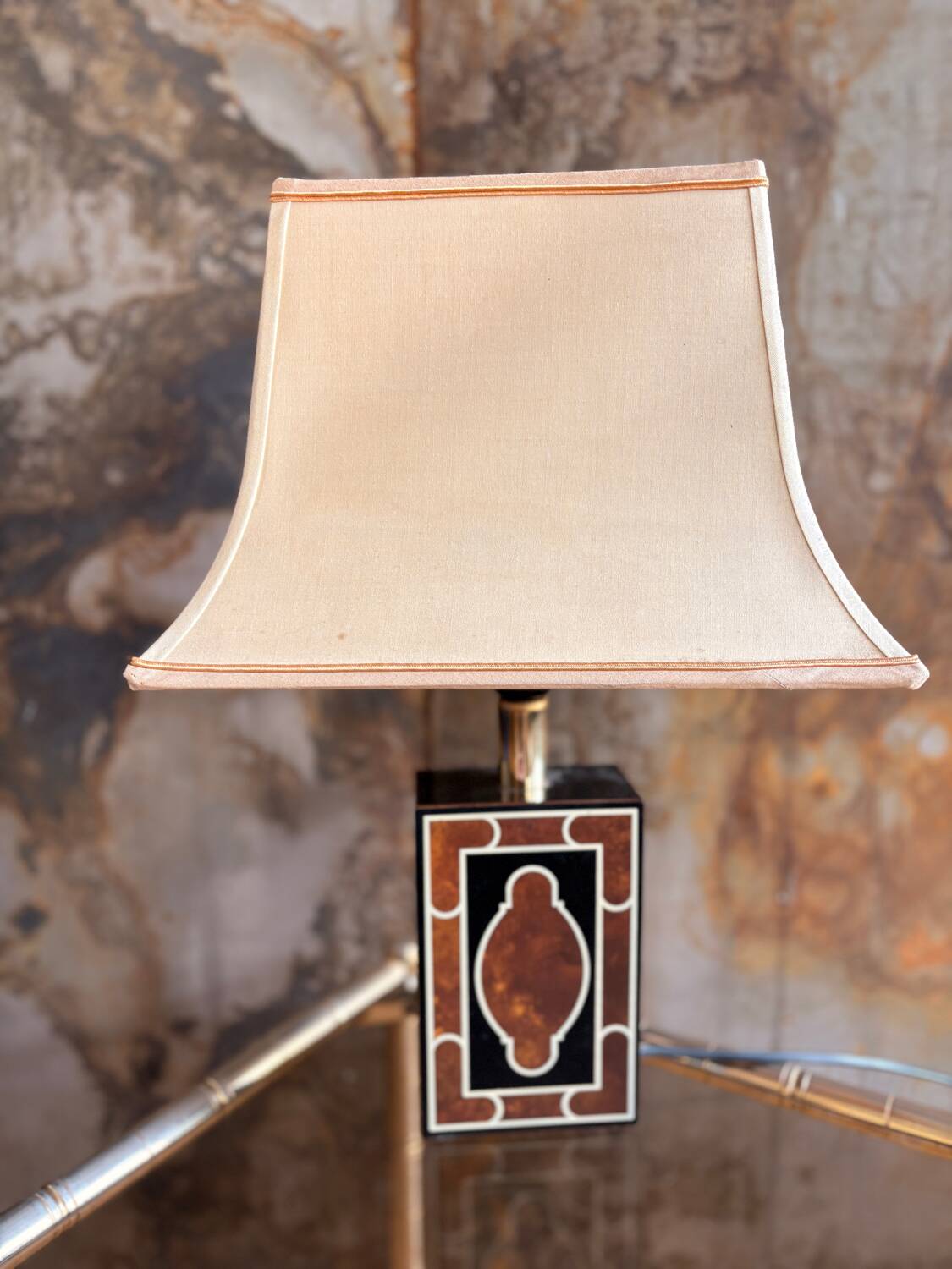 Lacquered lamp from the 1960s, "Le Dauphin" house.