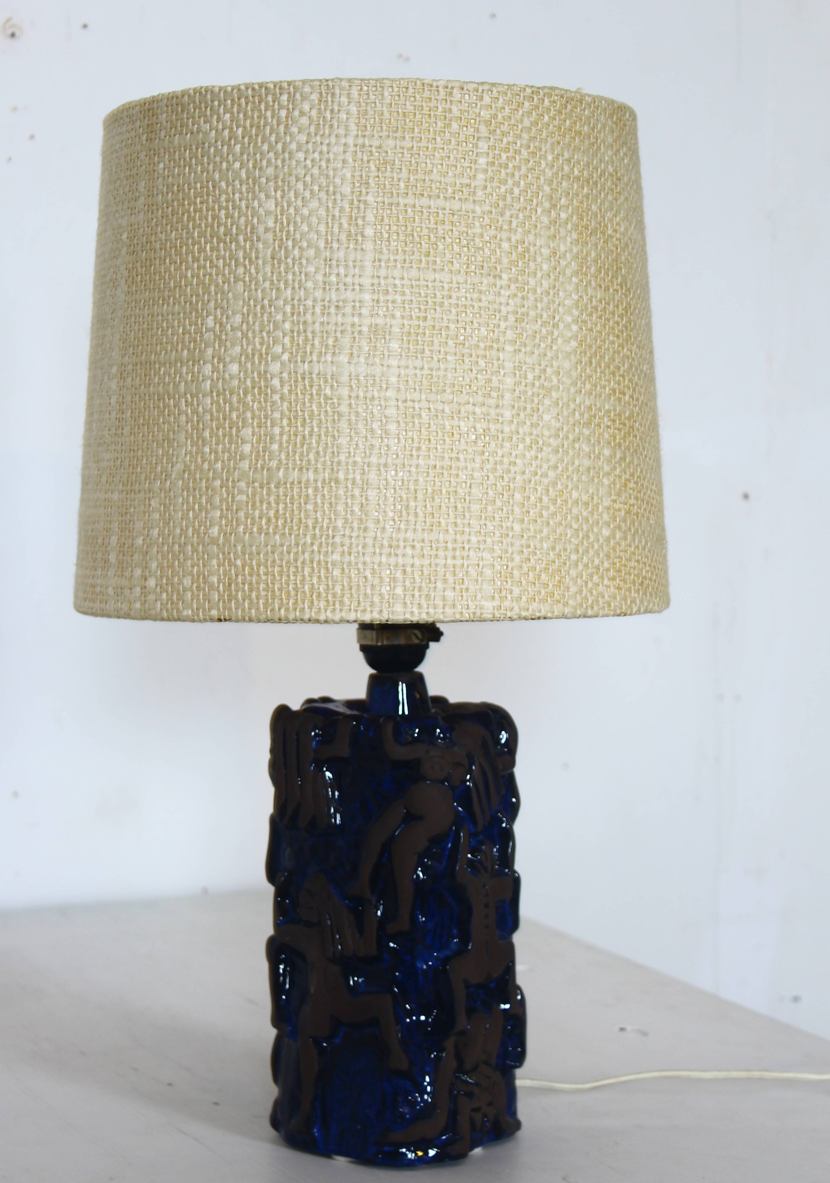 Table lamp "Climbing Women", partially glazed stoneware, by Sys M