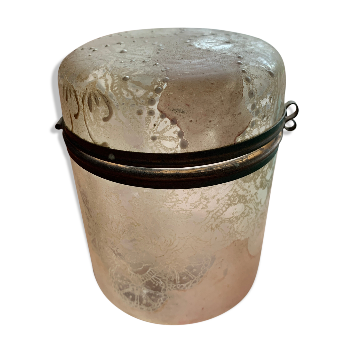 Old glass powder - painted