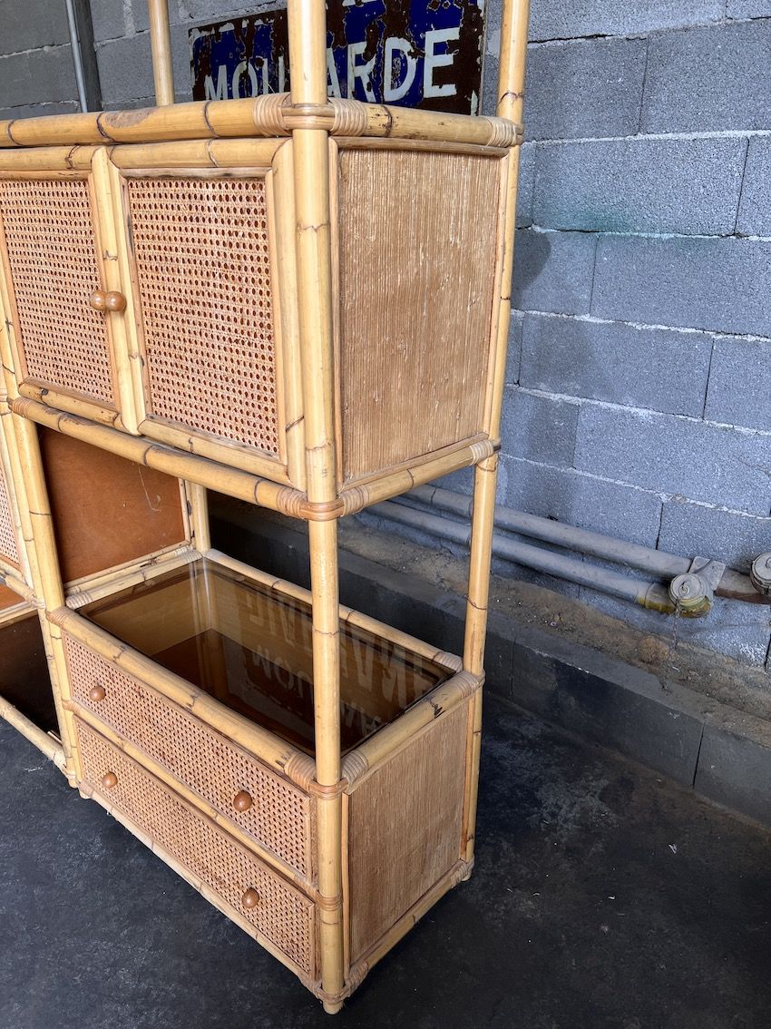 Bookcase, cannage in 3 modules and smoked glass trays - 70s