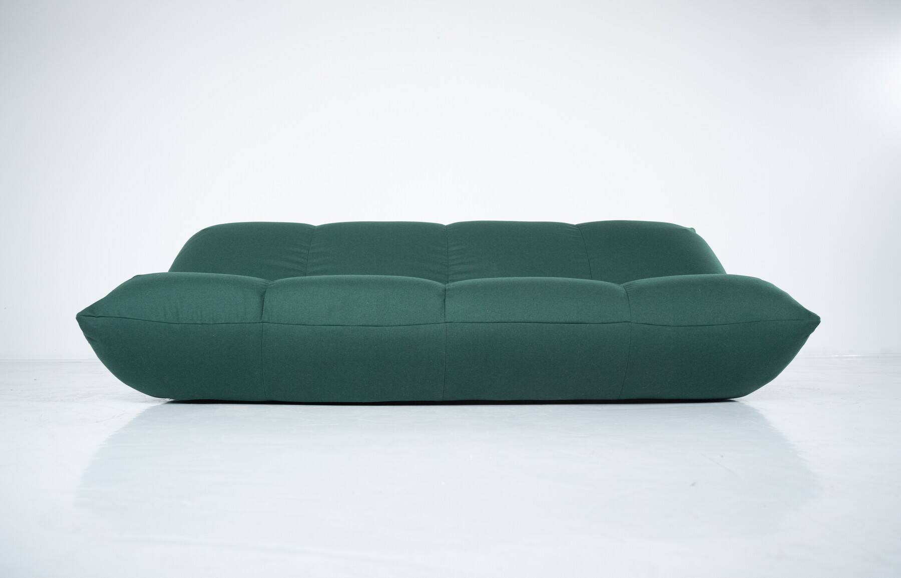 Mid-Century Modern Green Papillon Sofa by Giovannetti, Italy