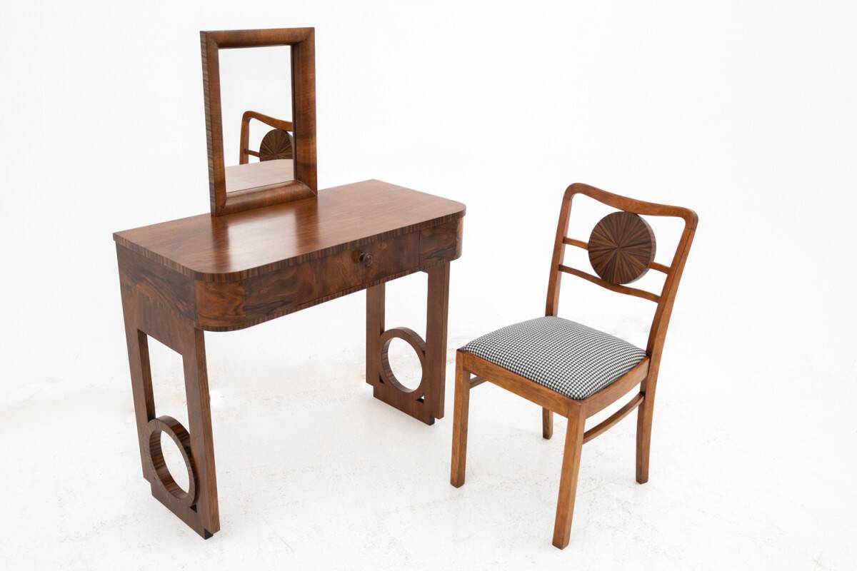 Art Deco dressing table with chair, Poland, ca. 1930.