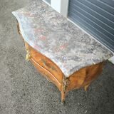 Commode style Louis XV