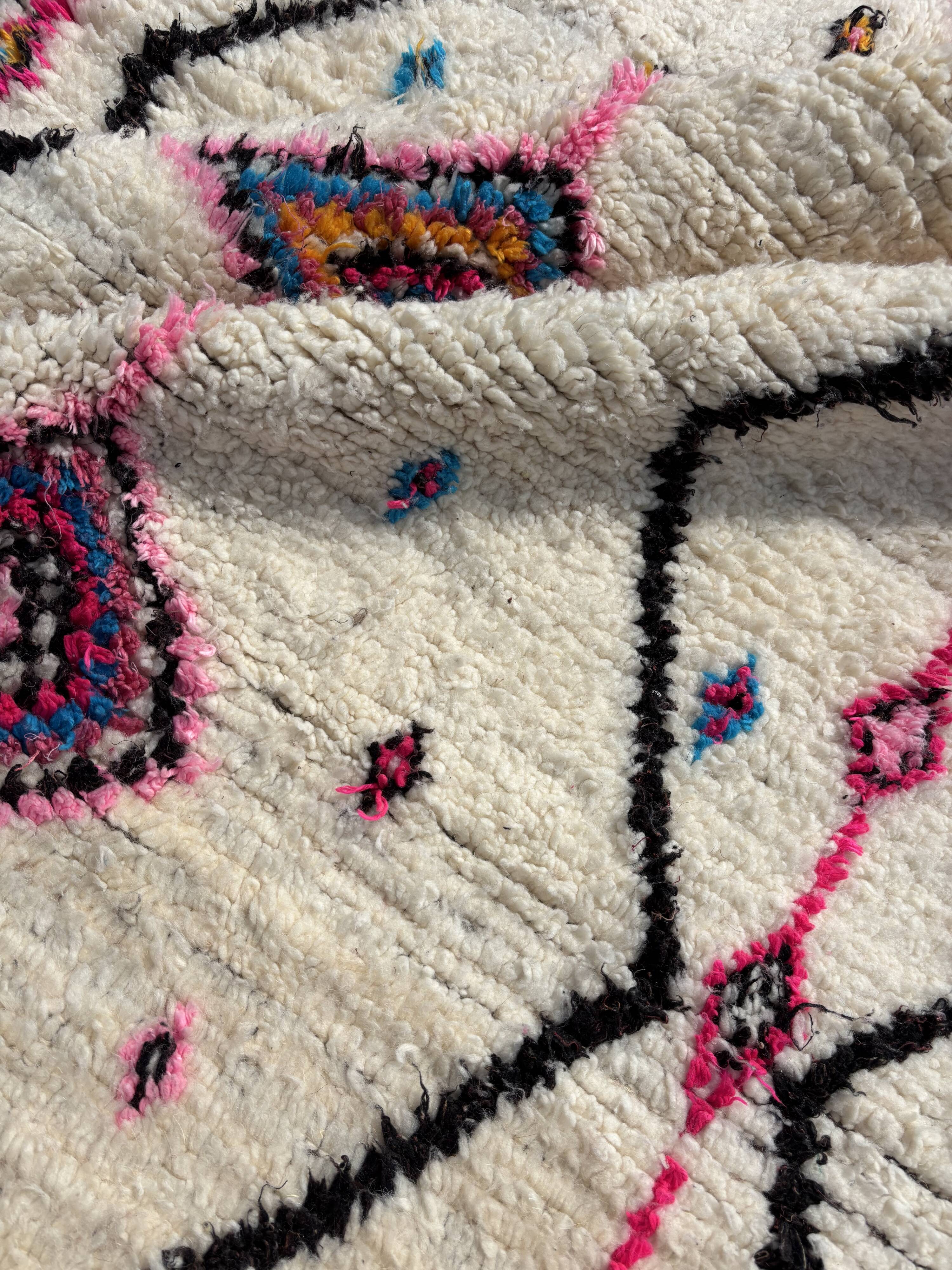 Moroccan Azilal wool rug 150x250 cm