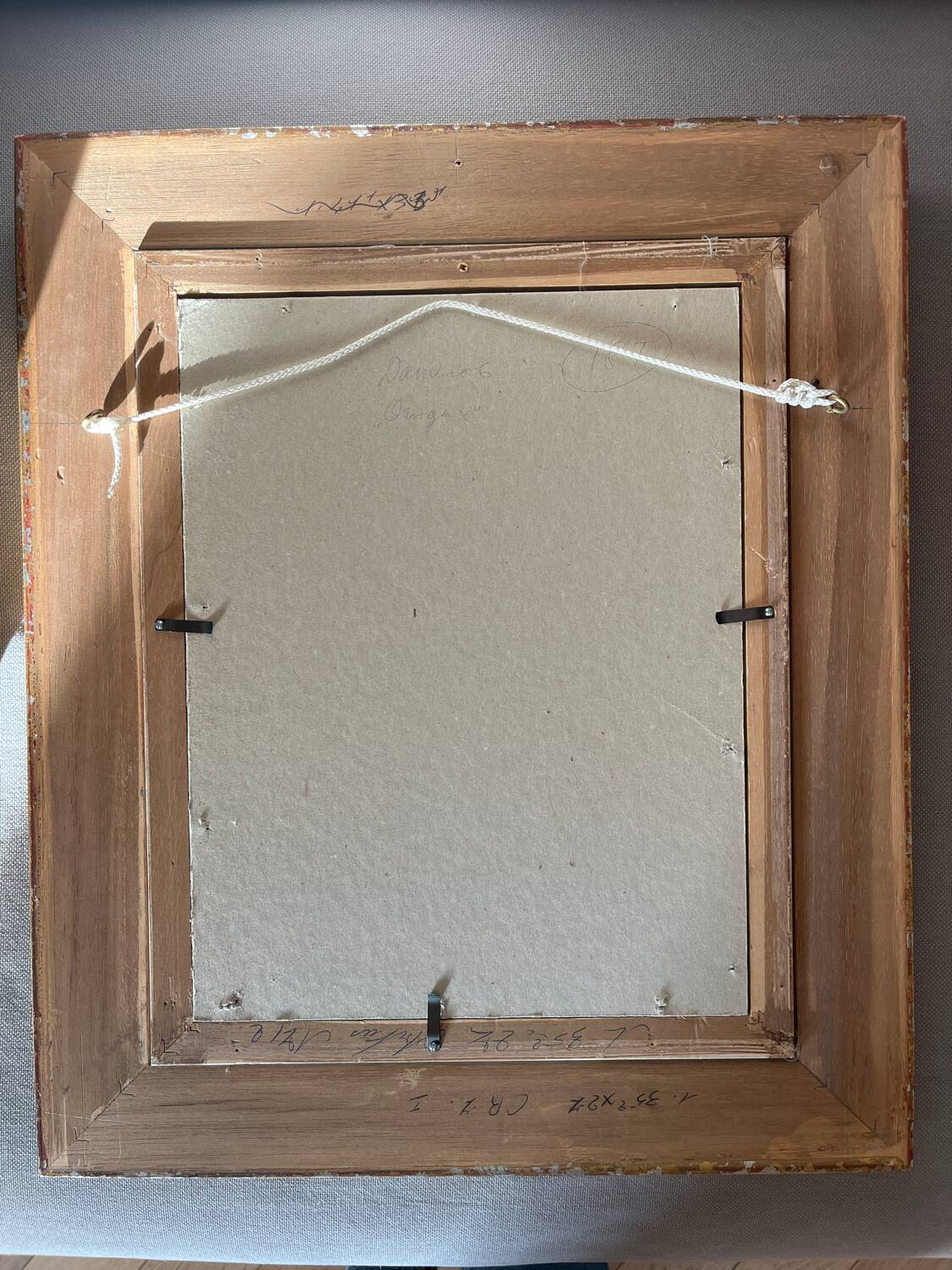 Le repos, huile sur toile marouflée sur carton signée Dassimov