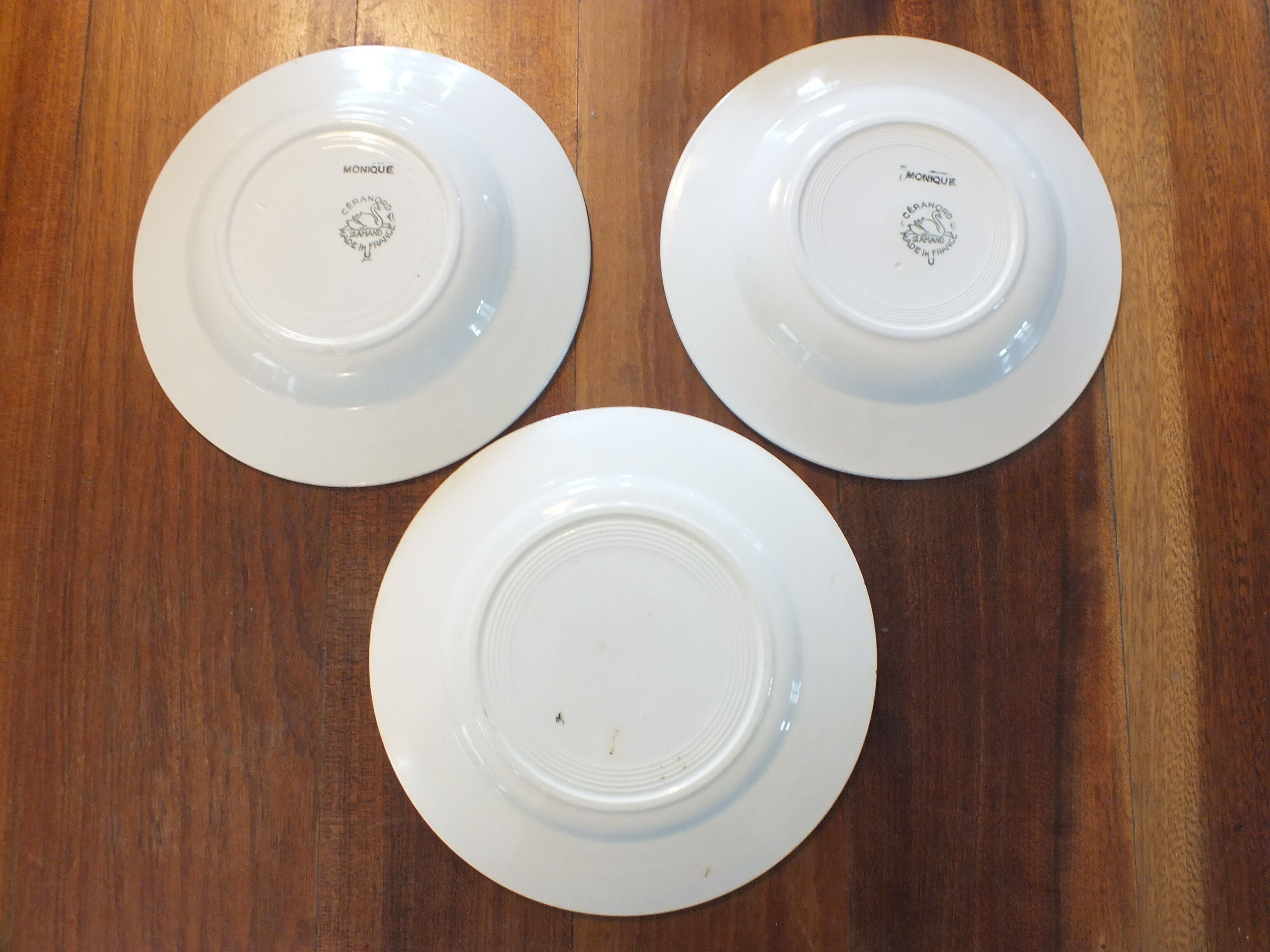 3 plates St Amand Céranord model Monique