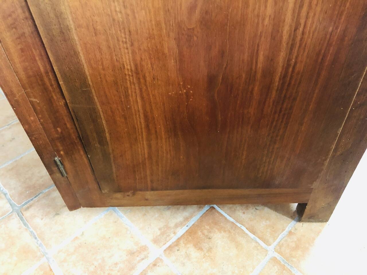 Art Deco low walnut sideboard Circa 1930/1940