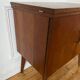Meuble d’appoint vintage pieds compas