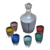 Service a liqueur composé d'une carafe et 6 petits verres a liqueur, motif pieds de poule