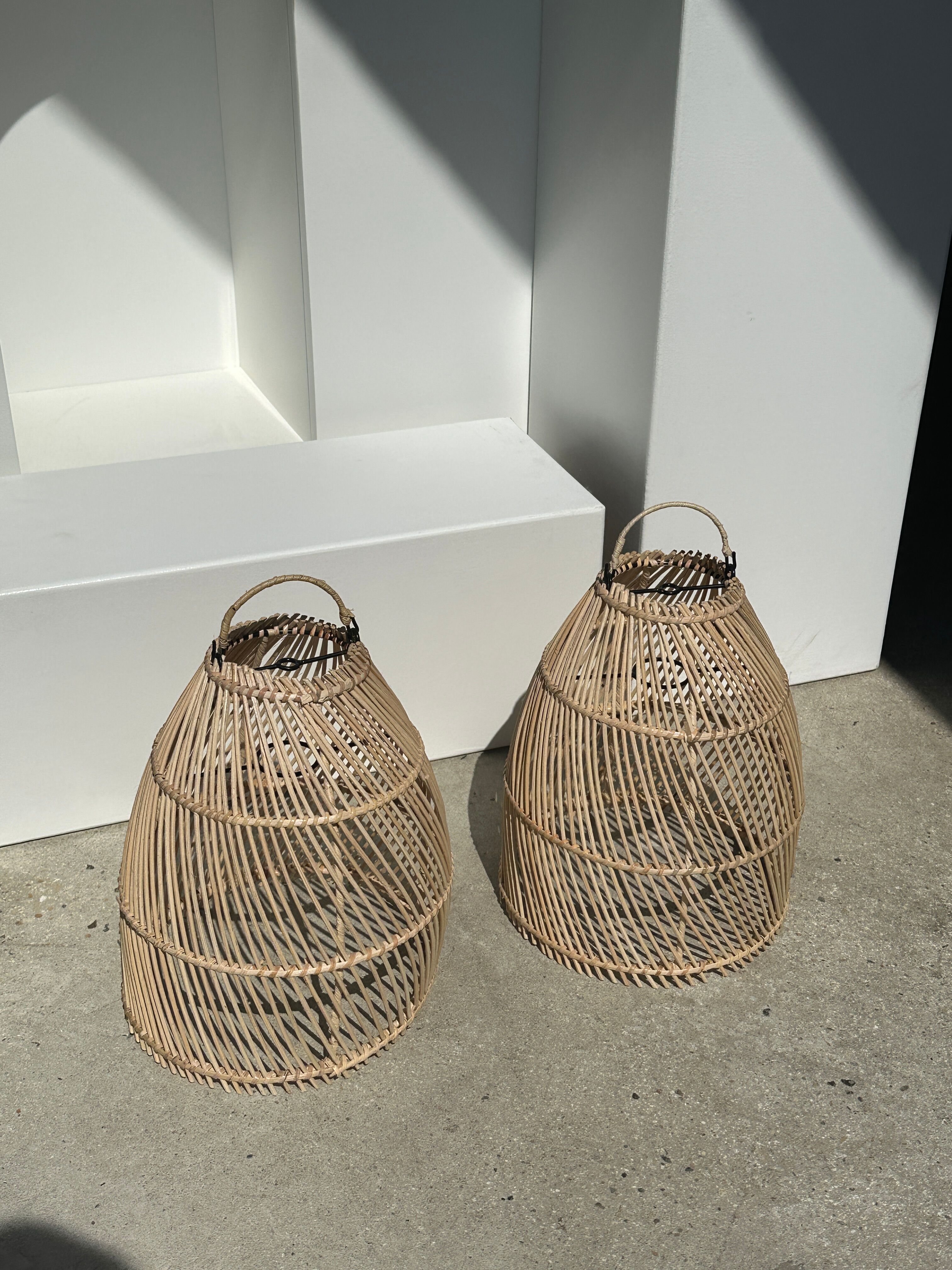 Suspension en rotin en forme de cloche d25 h28
