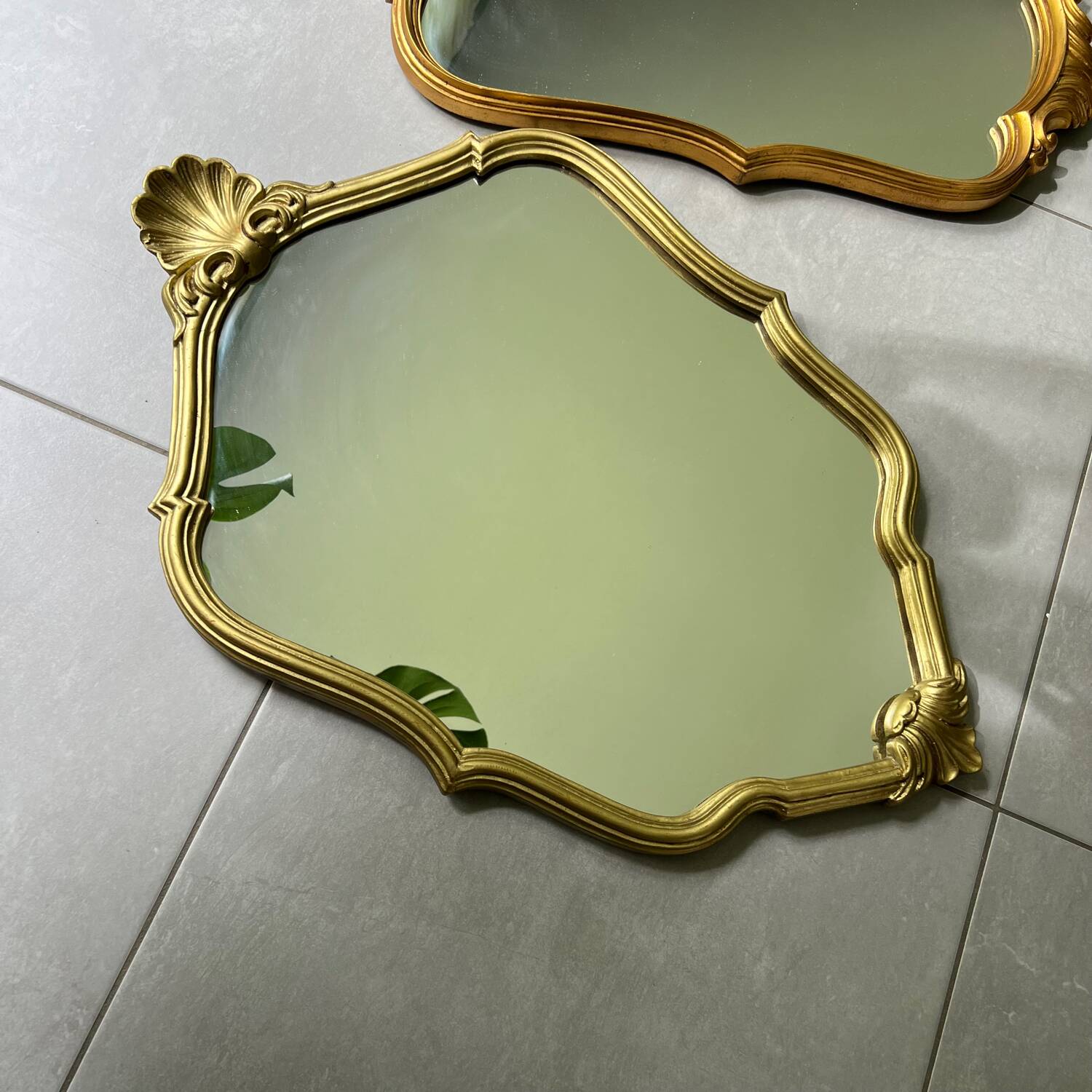 Miroir coquille doré