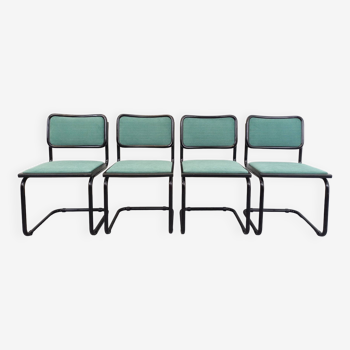 Suite de 4 chaises vintage Marcel Breuer Cesca B32 style Bauhaus en métal noir, bois noir et tissu v