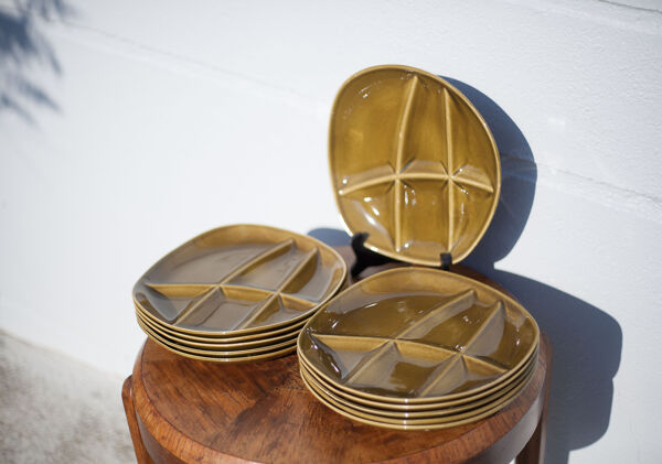 Service assiette à compartiment céramique Salins France X 11, assiette à fromages ,assiette verte