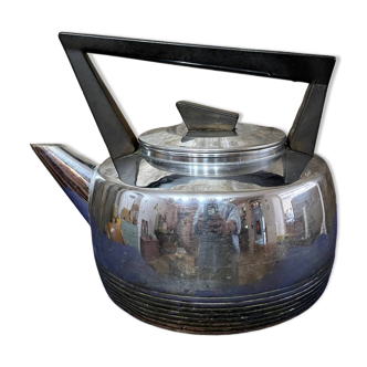 Chrome kettle from the 70s