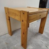 Regain bedside table in vintage pine