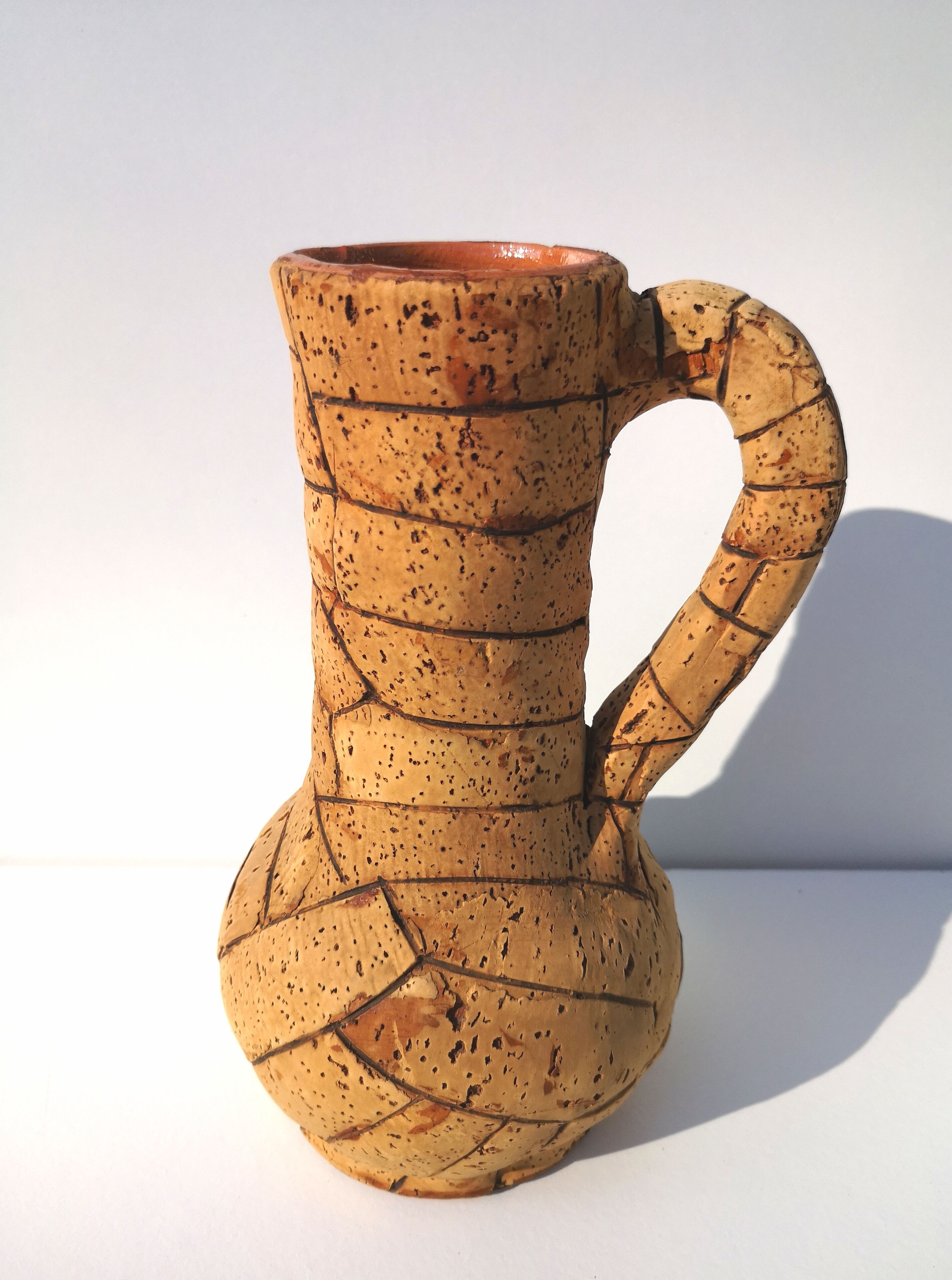 Vase / Carafe / pitcher vintage terracotta and cork