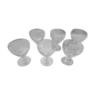 6 engraved bistro style wine glasses in blown glass