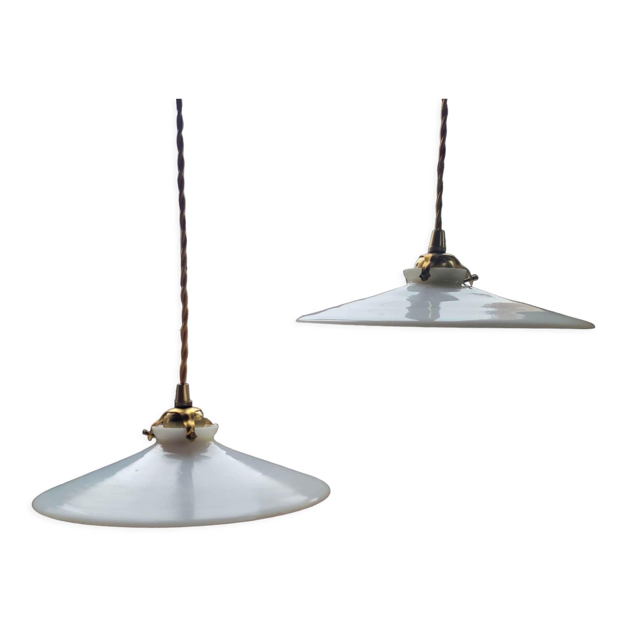 Duo de suspensions en opaline blanche