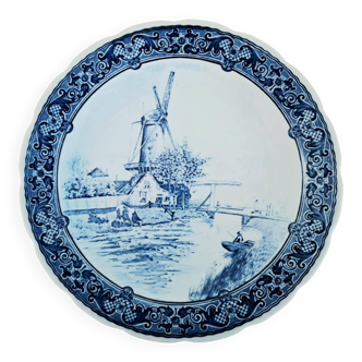 An antique Delftware dish, Royal Sphinx Maastricht, Made in Holland