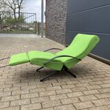 Tecno P40 lounge by Osvaldo Borsani 1st edition, terug in new state!