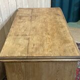 English chest of drawers in frene and nineteenth yew magnifying glass