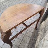 Half-moon console "Yueyazhuo", Huanghuali wood, Qing dynasty, circa 1790 – China