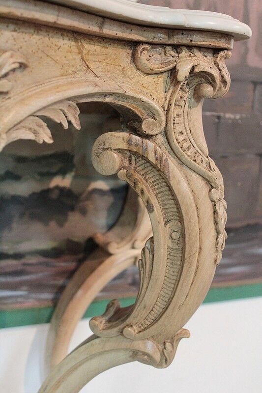 Natural wood XIX Louis XV console