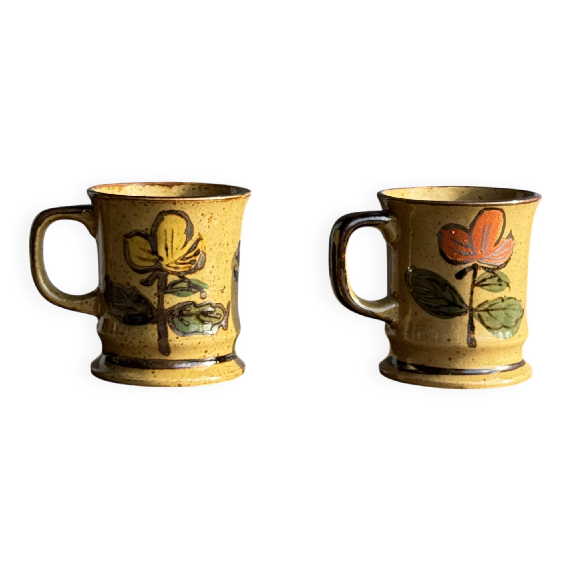 Set of 2 hand-painted flower mugs vintage stoneware H9.5
