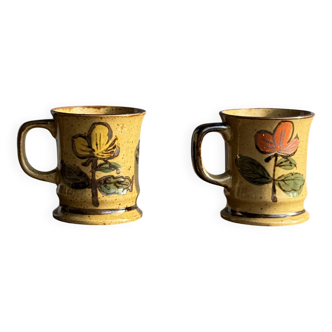 Set of 2 hand-painted flower mugs vintage stoneware H9.5