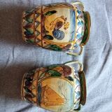 2 vases