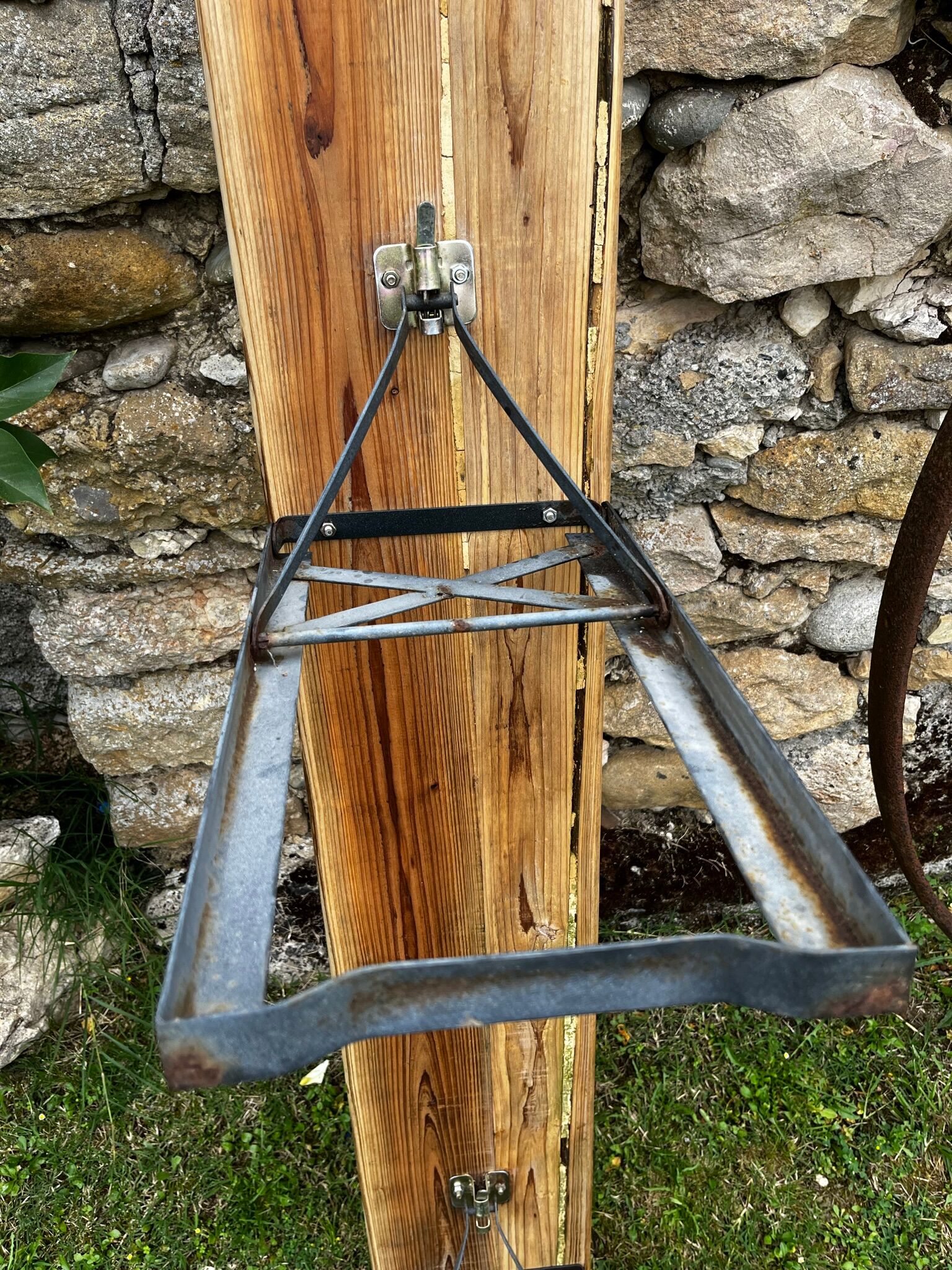 Guinguette table and benches