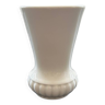 Petit vase blanc côtelé