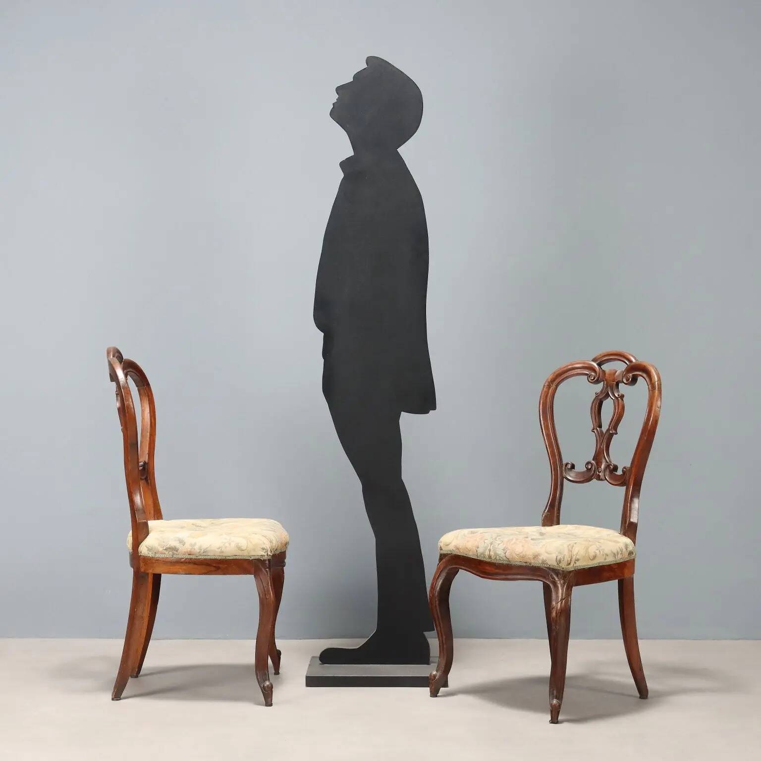 Set of 4 antique Louis-Philippe walnut chairs, upholstered seat, Italy, 19th century.