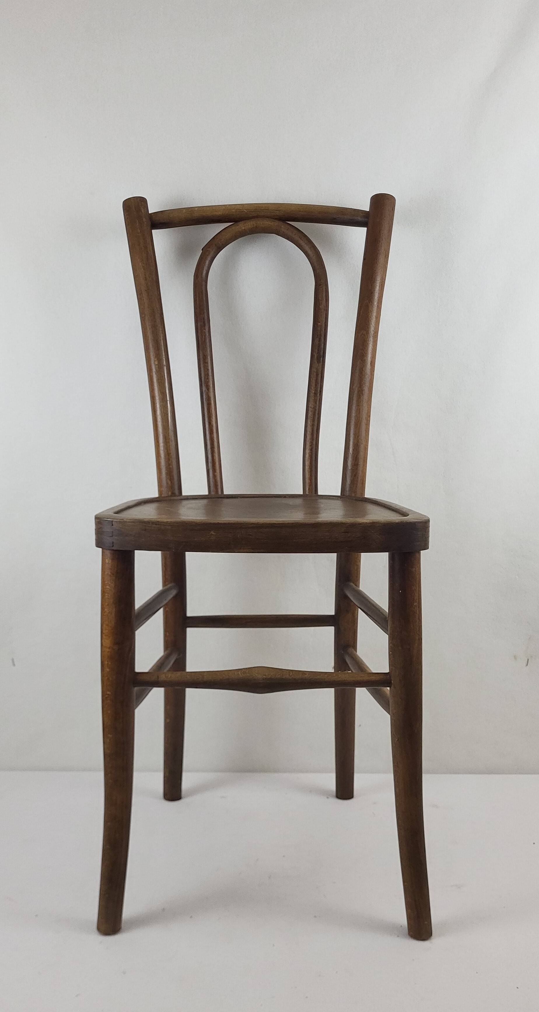 Bentwood bistro chair