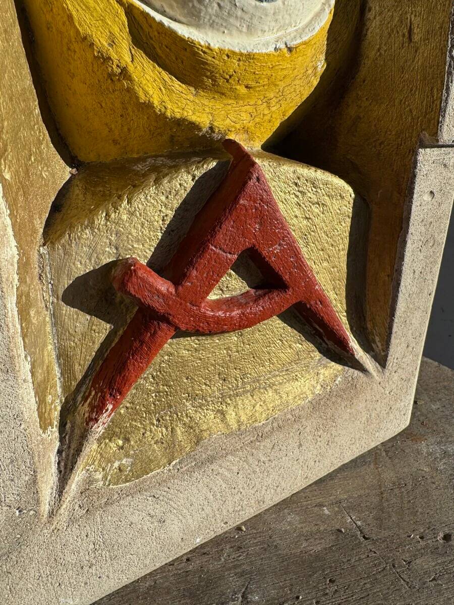 Masonic-style sculpture by Walter De Buck