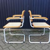 Chaises S64 blanches de Marcel Breuer