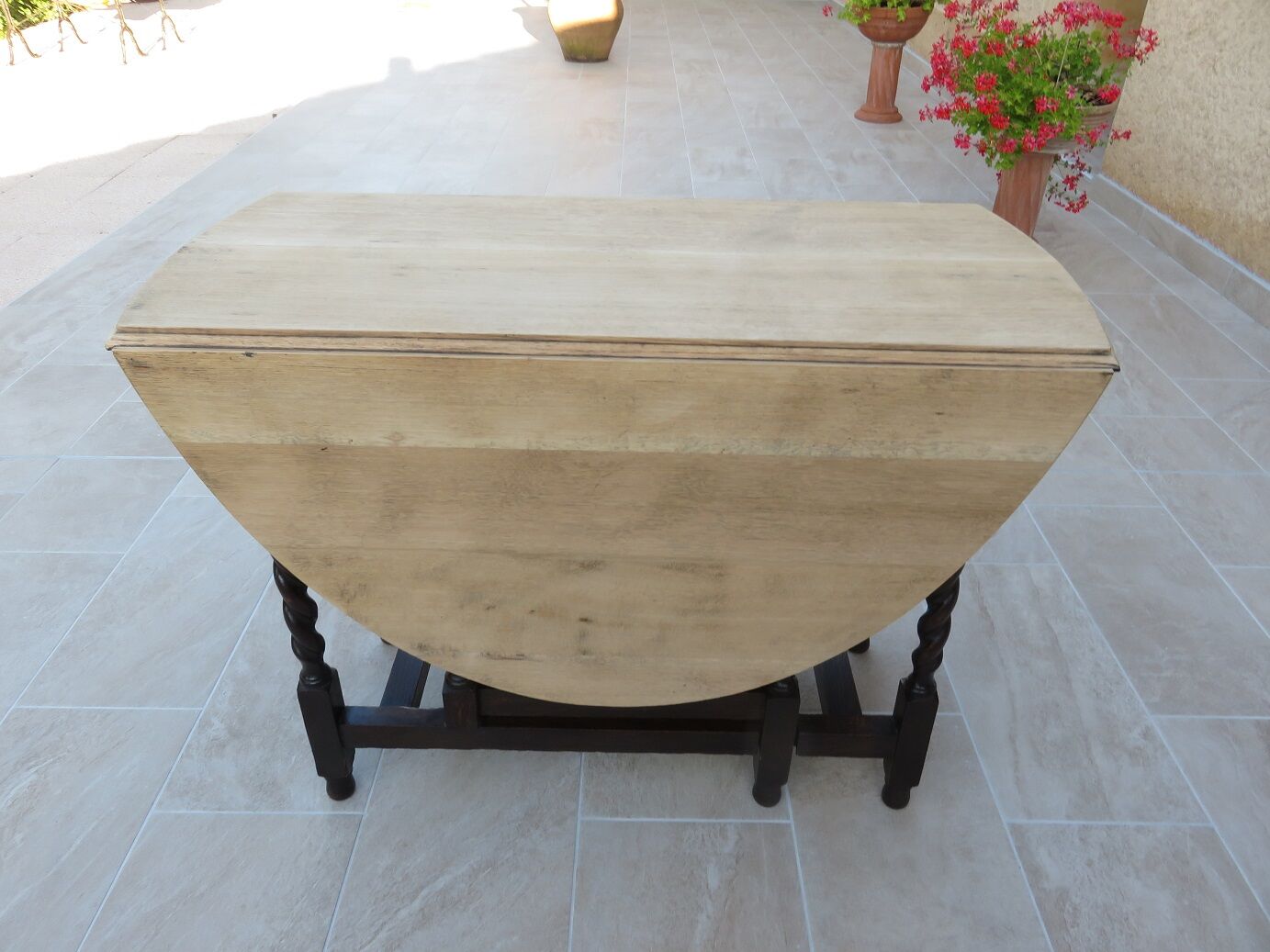 Oak folding table