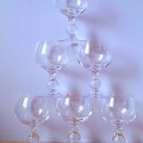 6 verres à pied, 1970
