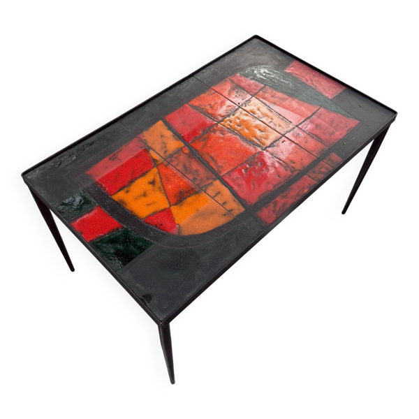 Table basse ceramique de jean et Robert Cloutier en pierre de lave émaillée — Beyit