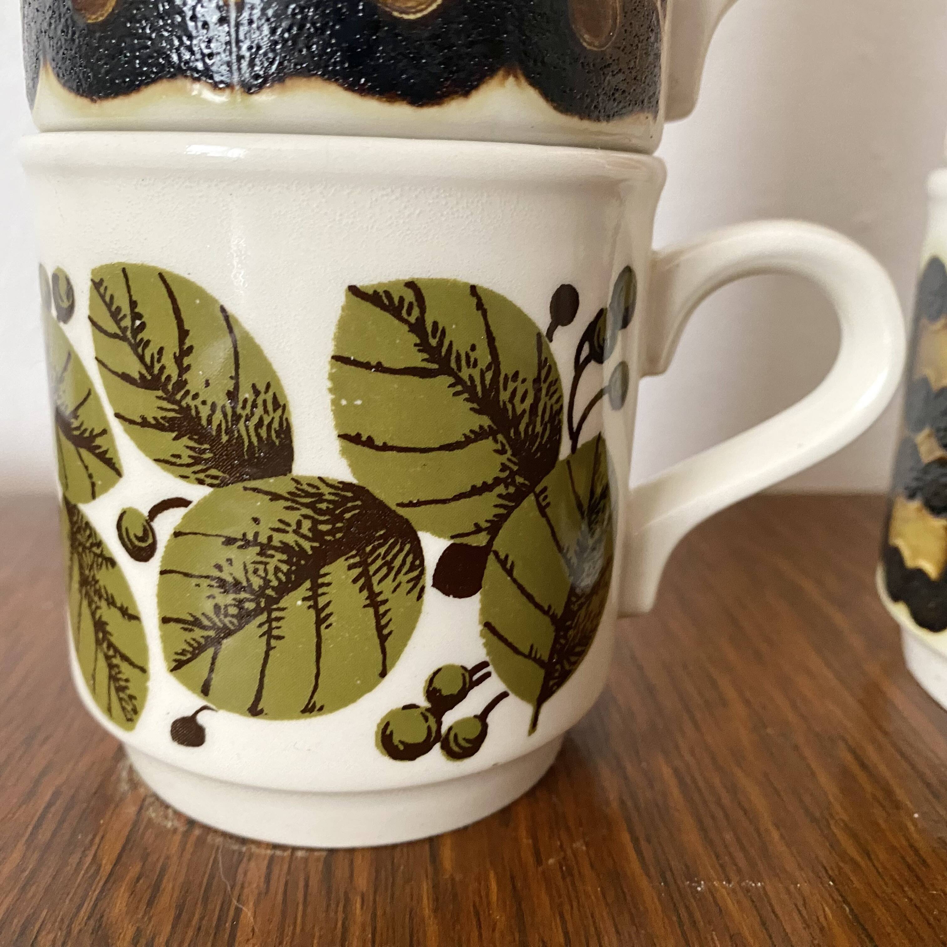 Vintage Biltons England mugs