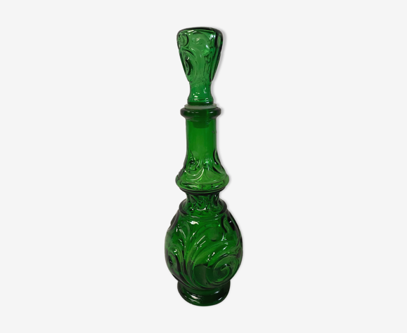Carafe en verre vert