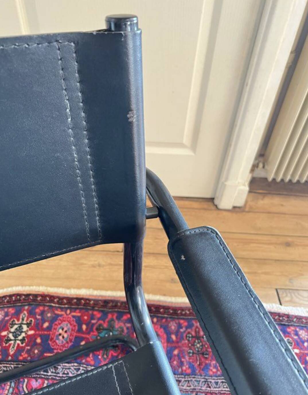 Pair of Cantilever armchairs in leather and black tubular - 1970s