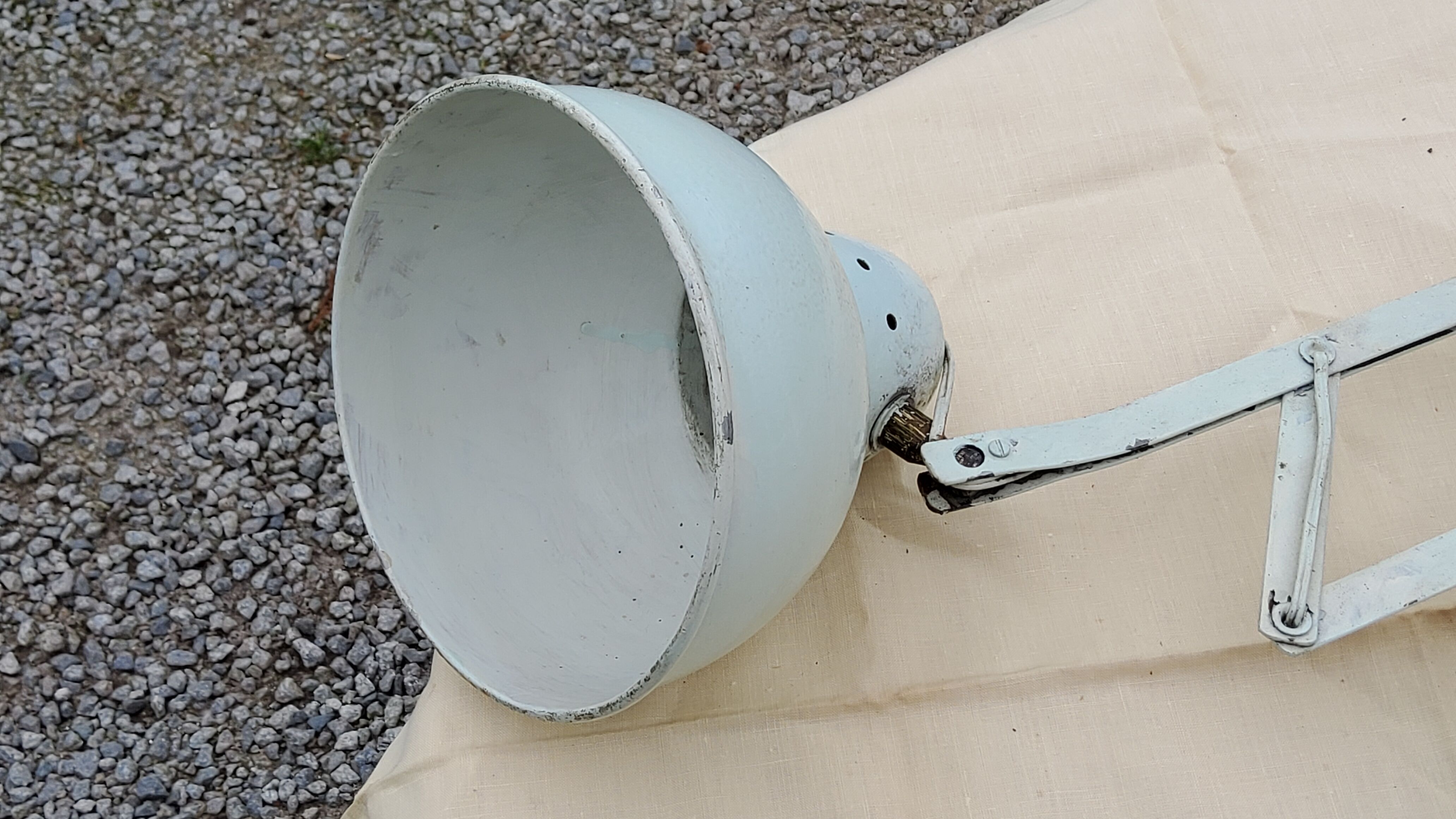 Adjustable metal accordion wall lamp from the 50s aluminum lampshade