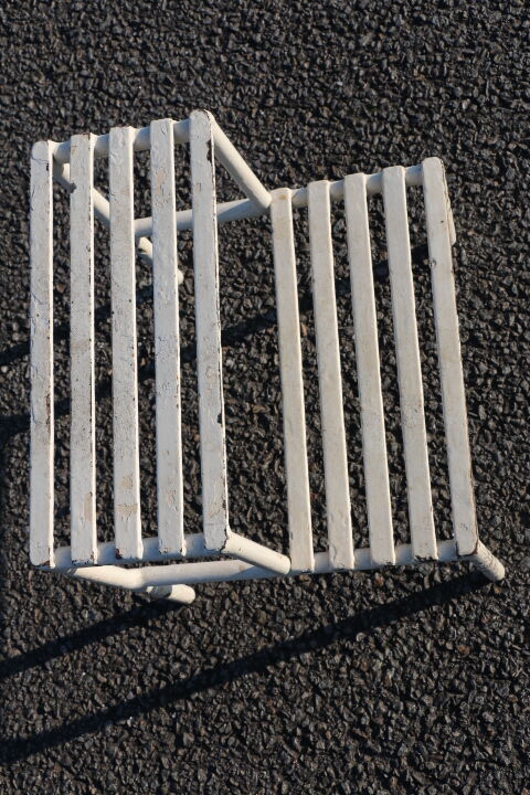 Stepladder white steel latté