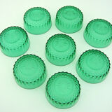 8 tempered glass dessert cups - emerald green colours - Arcoroc France - vintage 60s