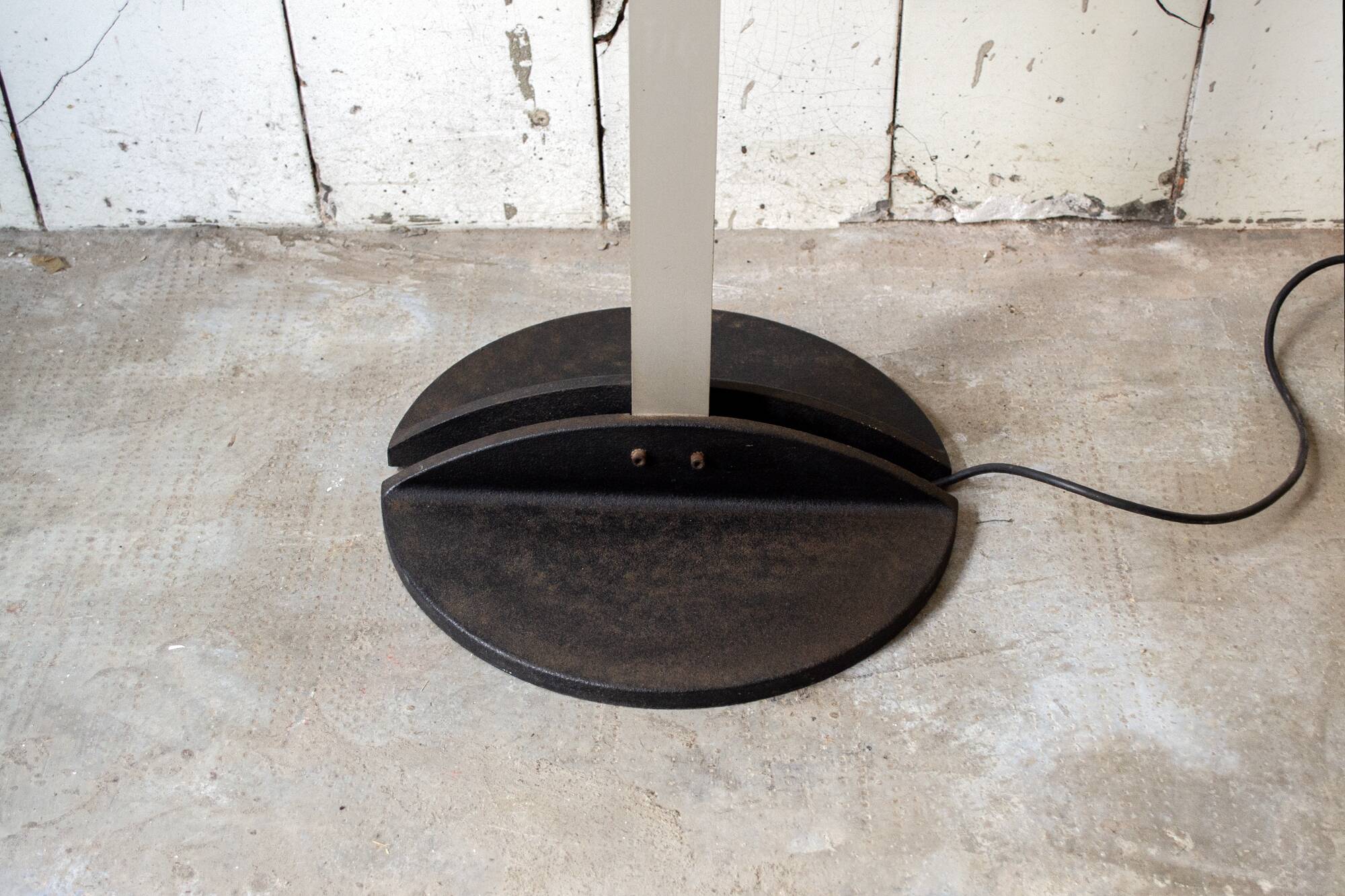 Lampada da terra Olympia di Carlo Forcolini per Artemide, anni '80